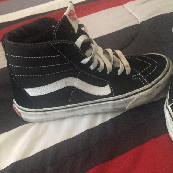 SK8-Hi Core Classics size 7.5 - Picture 2 of 4